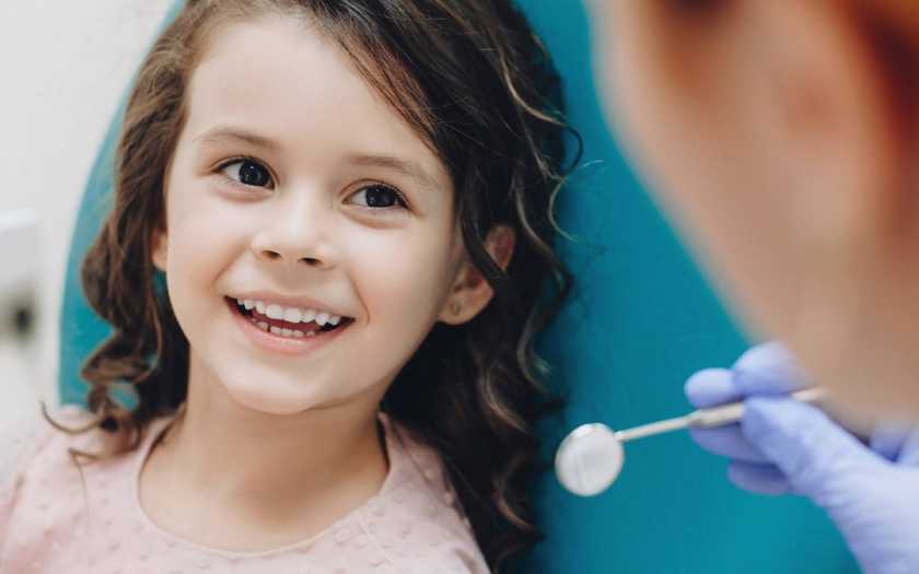 O que é e o que faz um odontopediatra